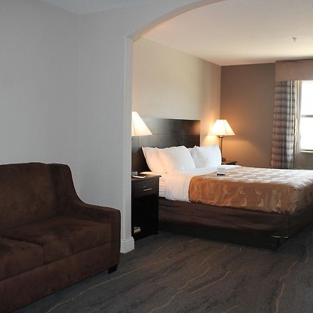 Quality Inn & Suites Port Arthur - Nederland Ngoại thất bức ảnh